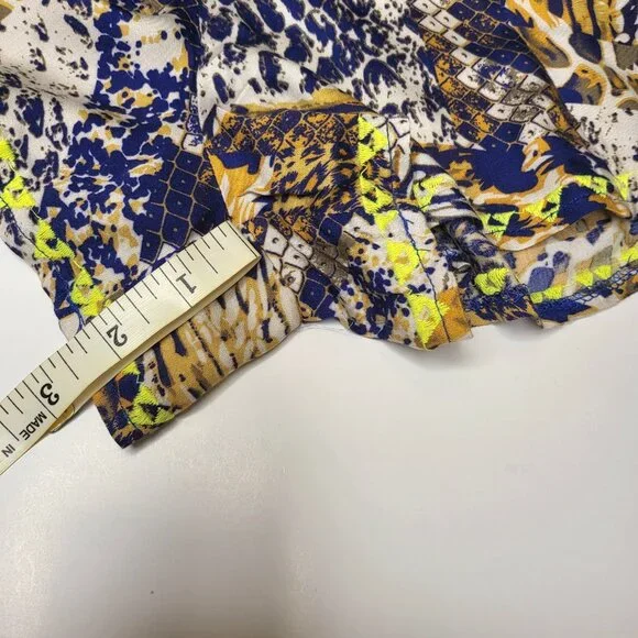 ASTR The Label Women's Abstract Animal Print Ruffle Shorts Sz Small Boho Chic